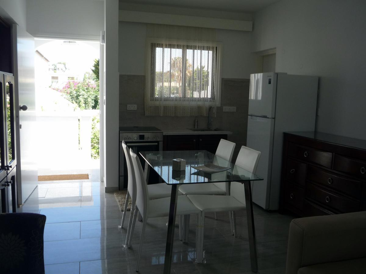 Sandy Beach Apartment 13 Ворокліні Екстер'єр фото